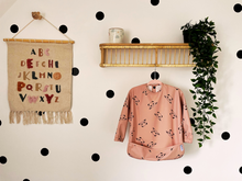 Load image into Gallery viewer, Long Sleeve Weaning Bib &amp; Matching Bag &quot;Peekaboo Panda&quot;

